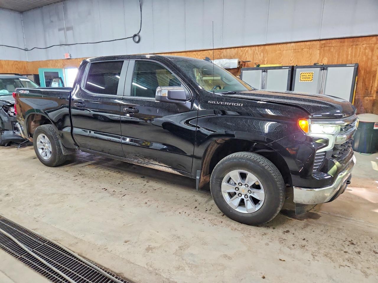 2026 CHEVROLET SILVERADO K1500 LT — снимка 4