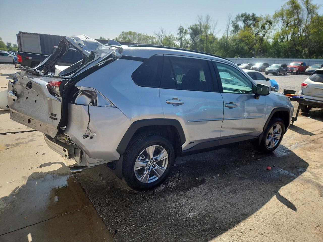 2023 TOYOTA RAV4 HYBRID XLE — снимка 3