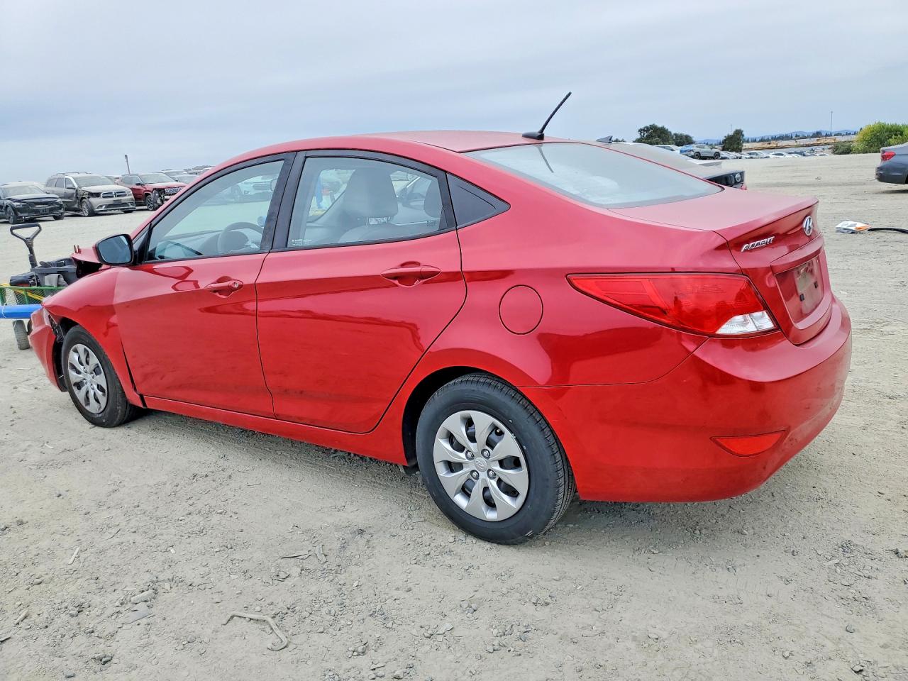 2016 HYUNDAI ACCENT SE — снимка 2
