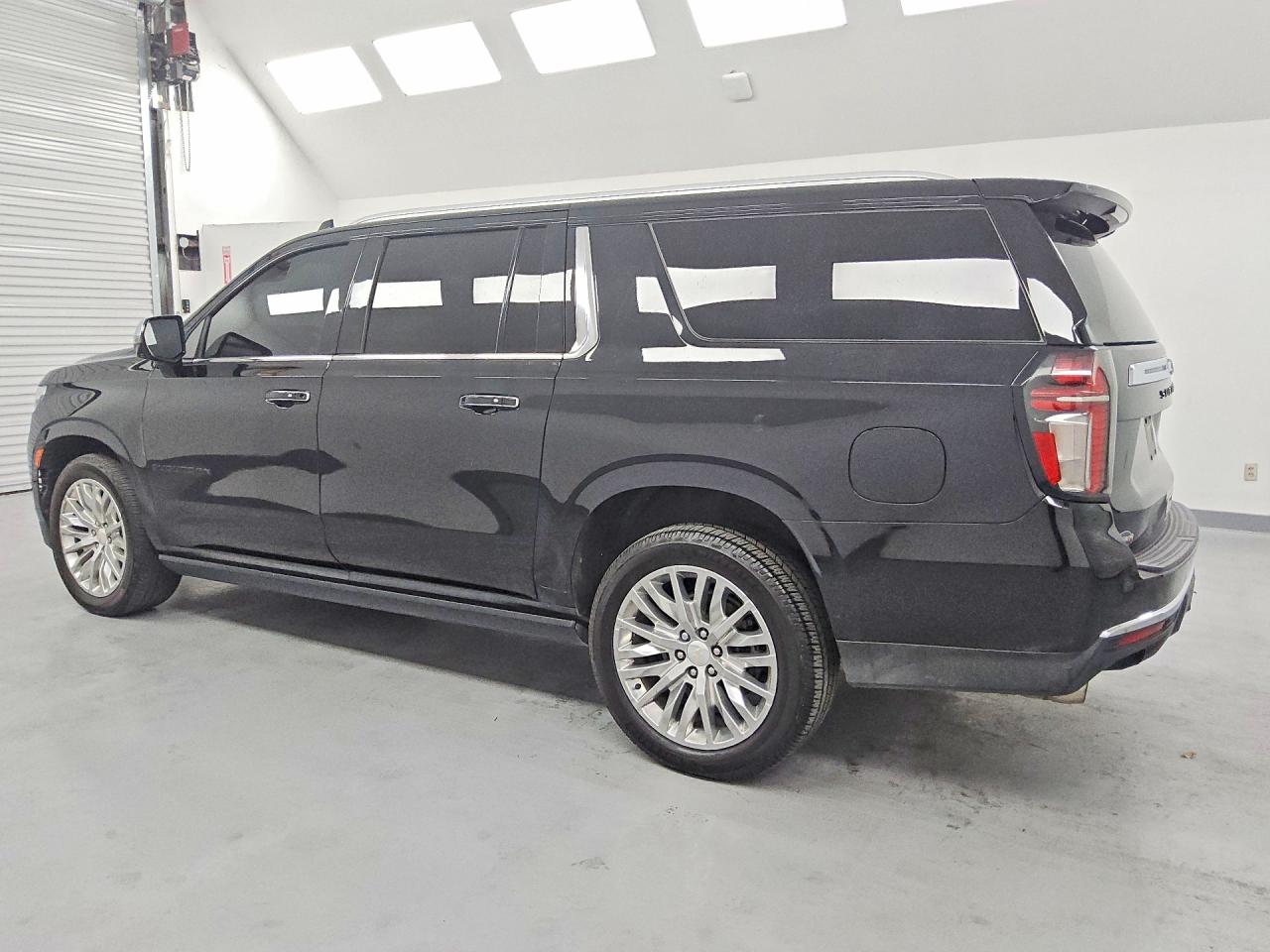 2023 CHEVROLET SUBURBAN K1500 PREMIER — снимка 2
