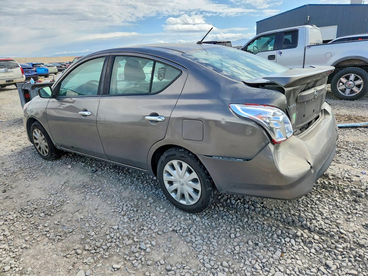 2017 NISSAN VERSA 1.6 SV — снимка 2