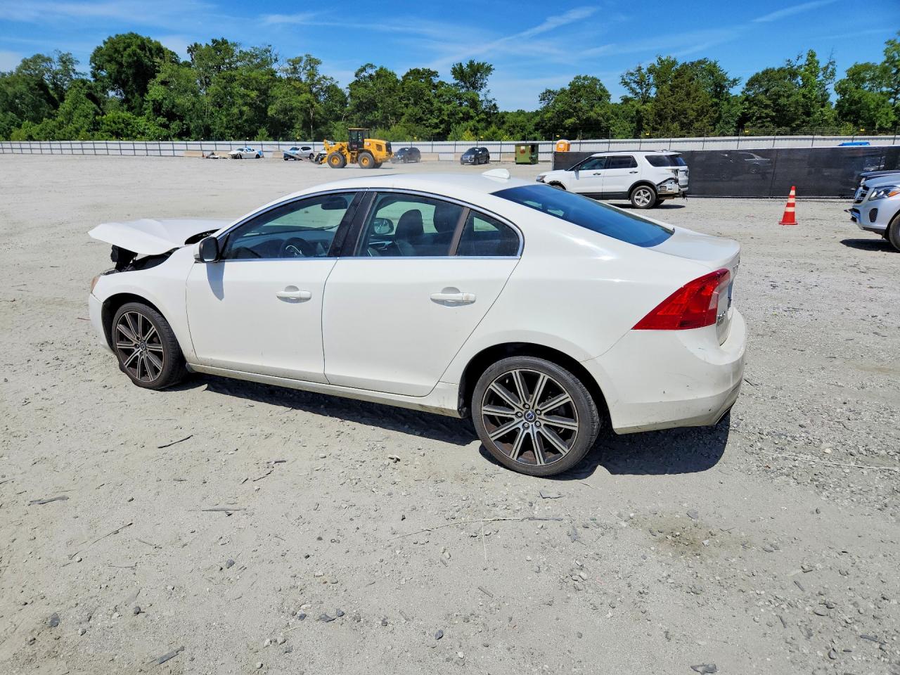 2014 VOLVO S60 T5 — снимка 2