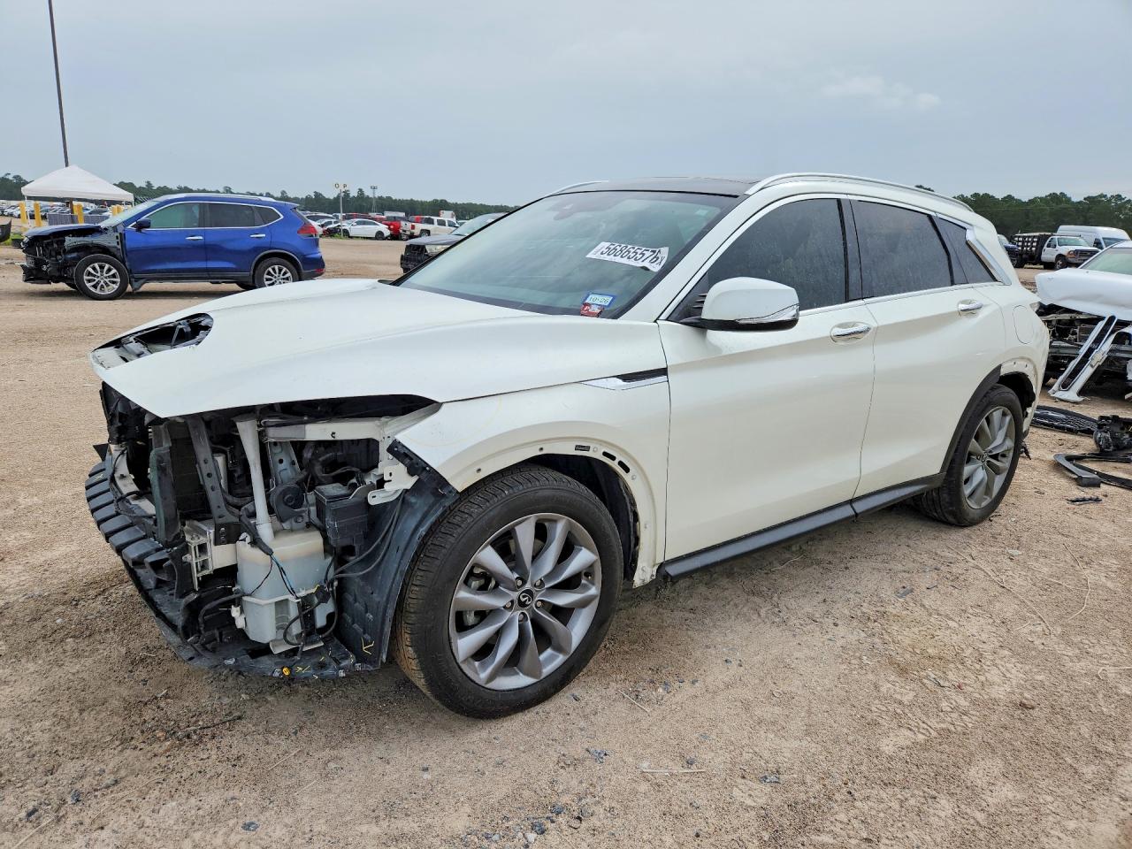 2019 INFINITI QX50 LUXE