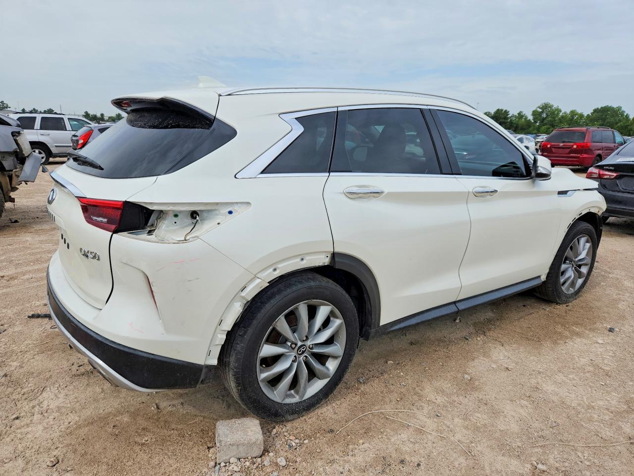 2019 INFINITI QX50 LUXE — снимка 3