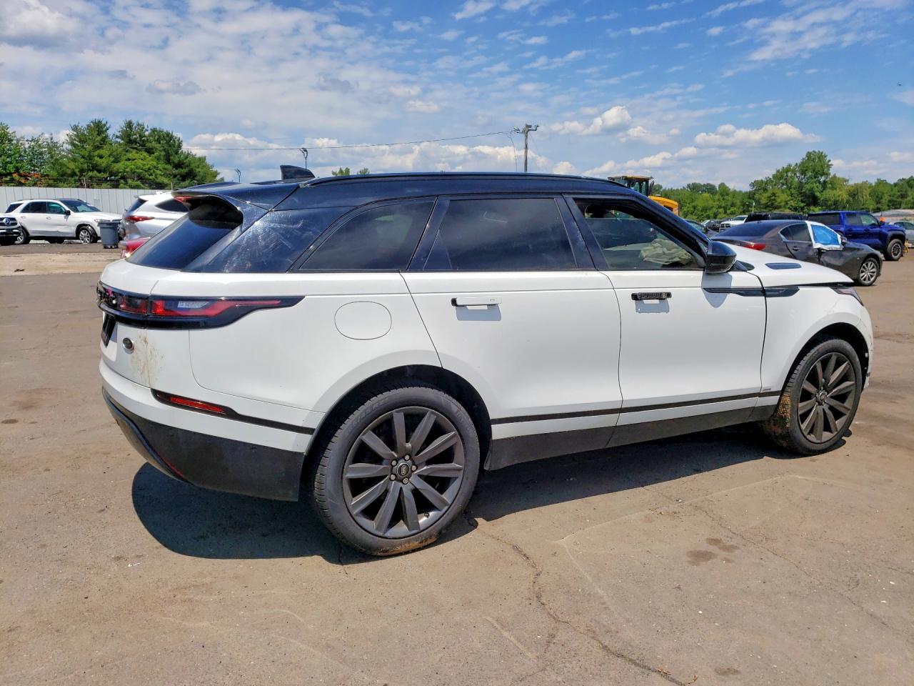2018 LAND ROVER RANGE ROVER VELAR R-DYNAMIC HSE — снимка 3