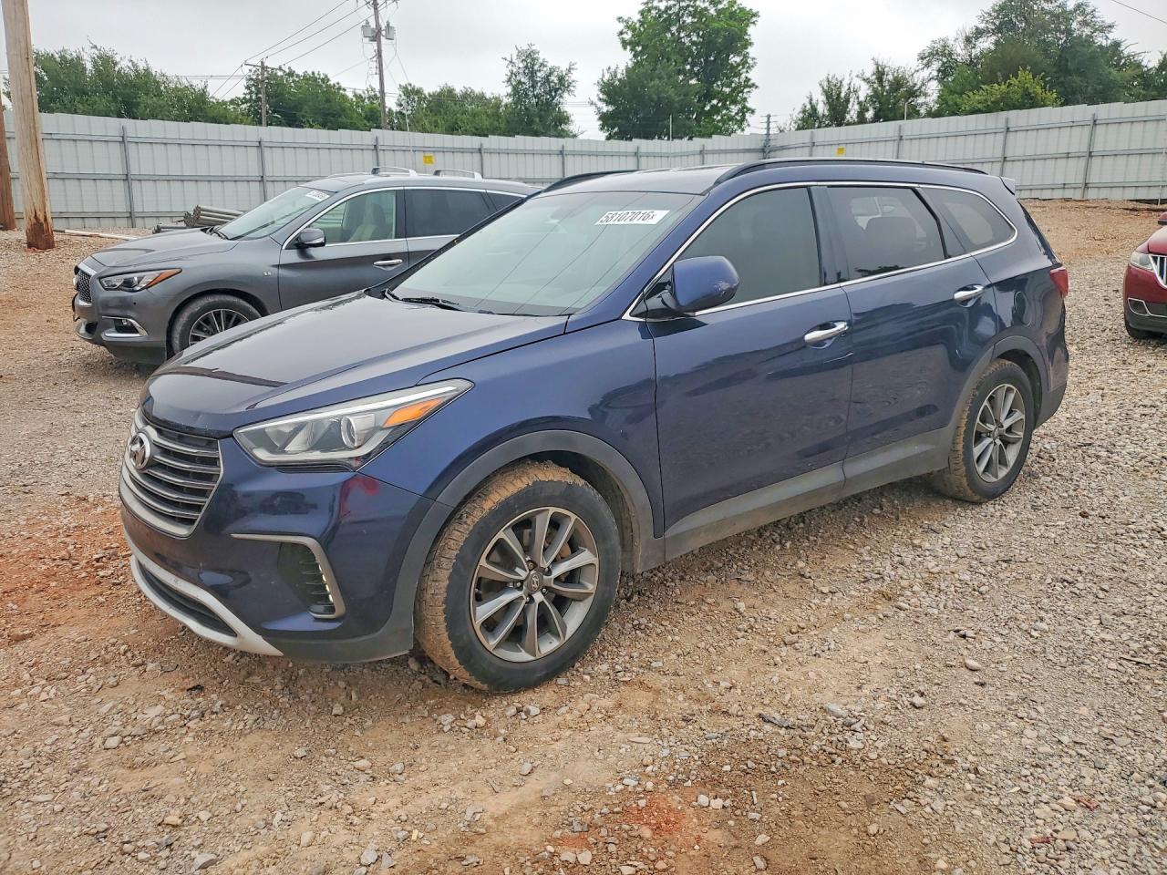 2017 HYUNDAI SANTA FE SE