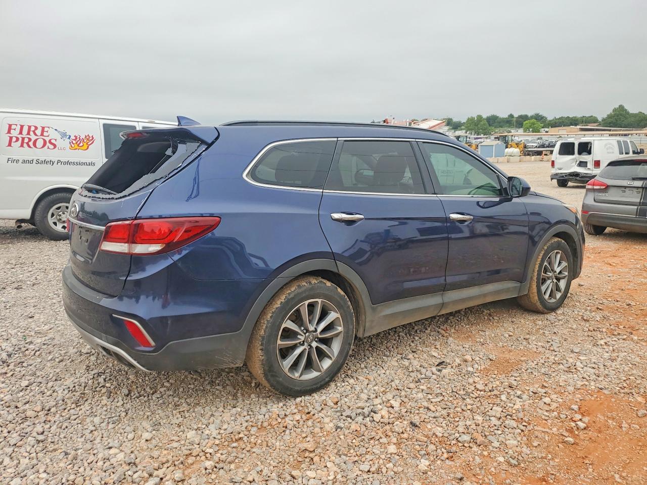 2017 HYUNDAI SANTA FE SE — снимка 3