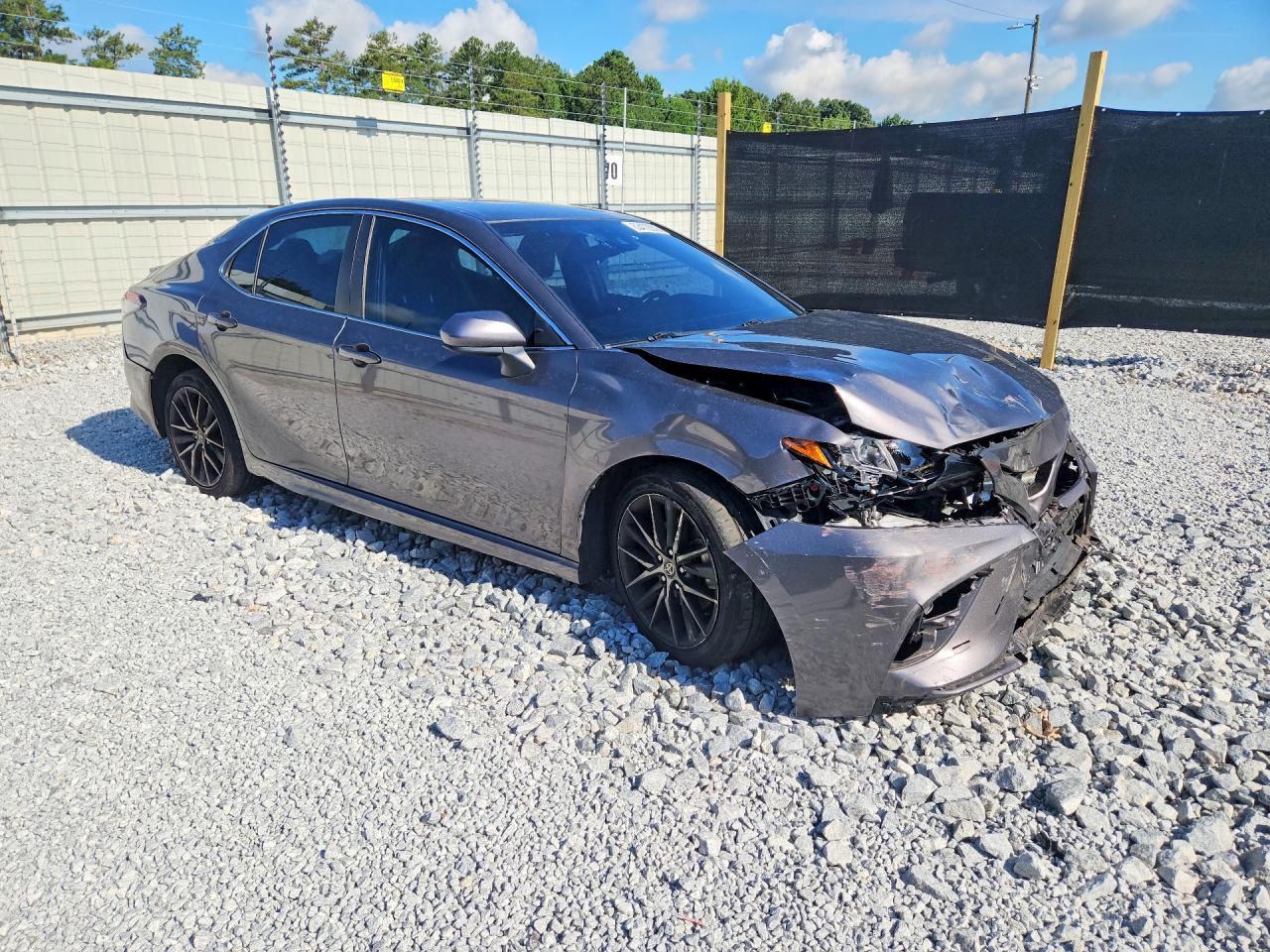 2021 TOYOTA CAMRY SE — снимка 4