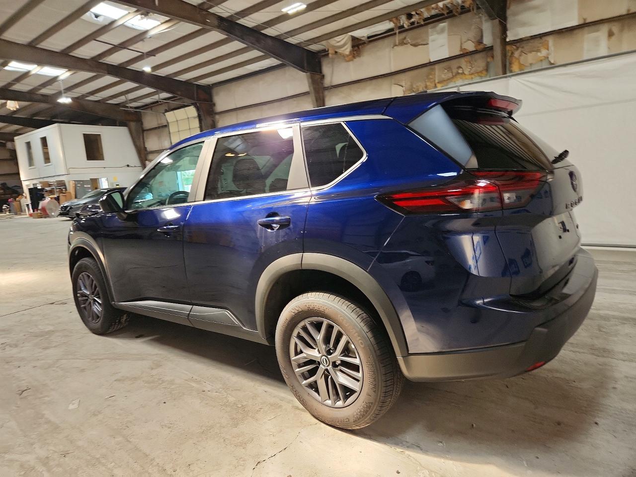 2026 NISSAN ROGUE SV — снимка 2