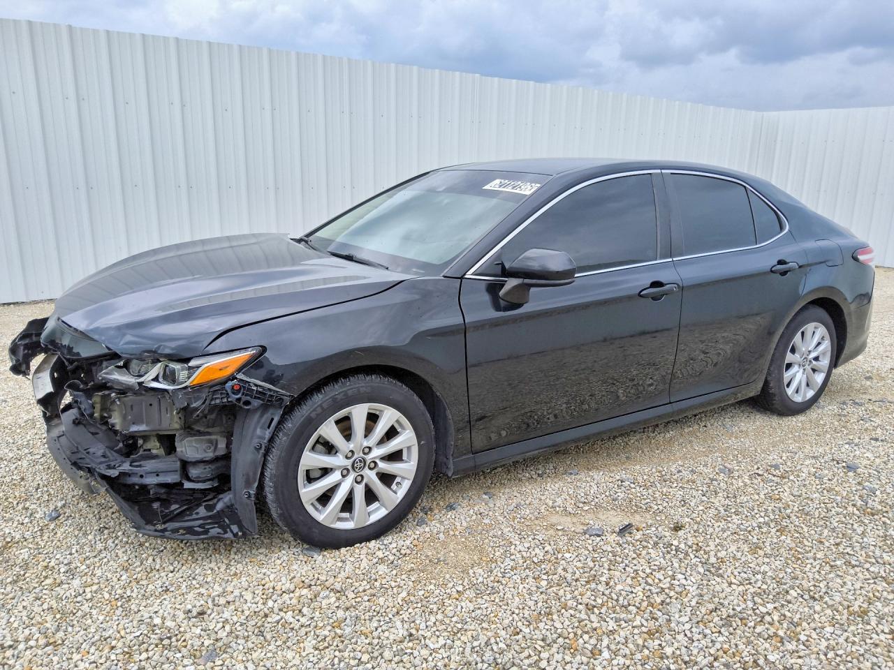 2018 TOYOTA CAMRY LE