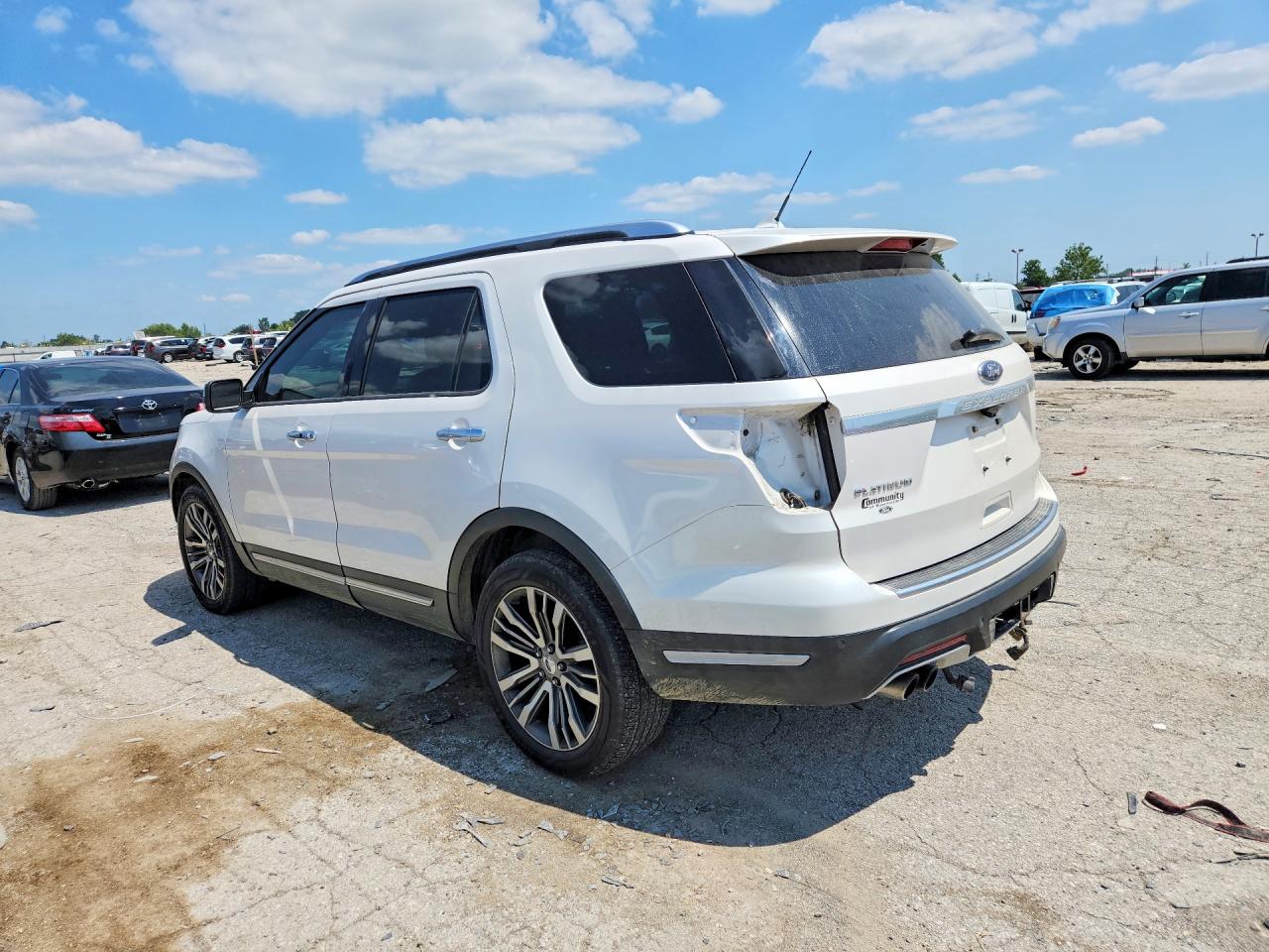 2019 FORD EXPLORER PLATINUM — снимка 2