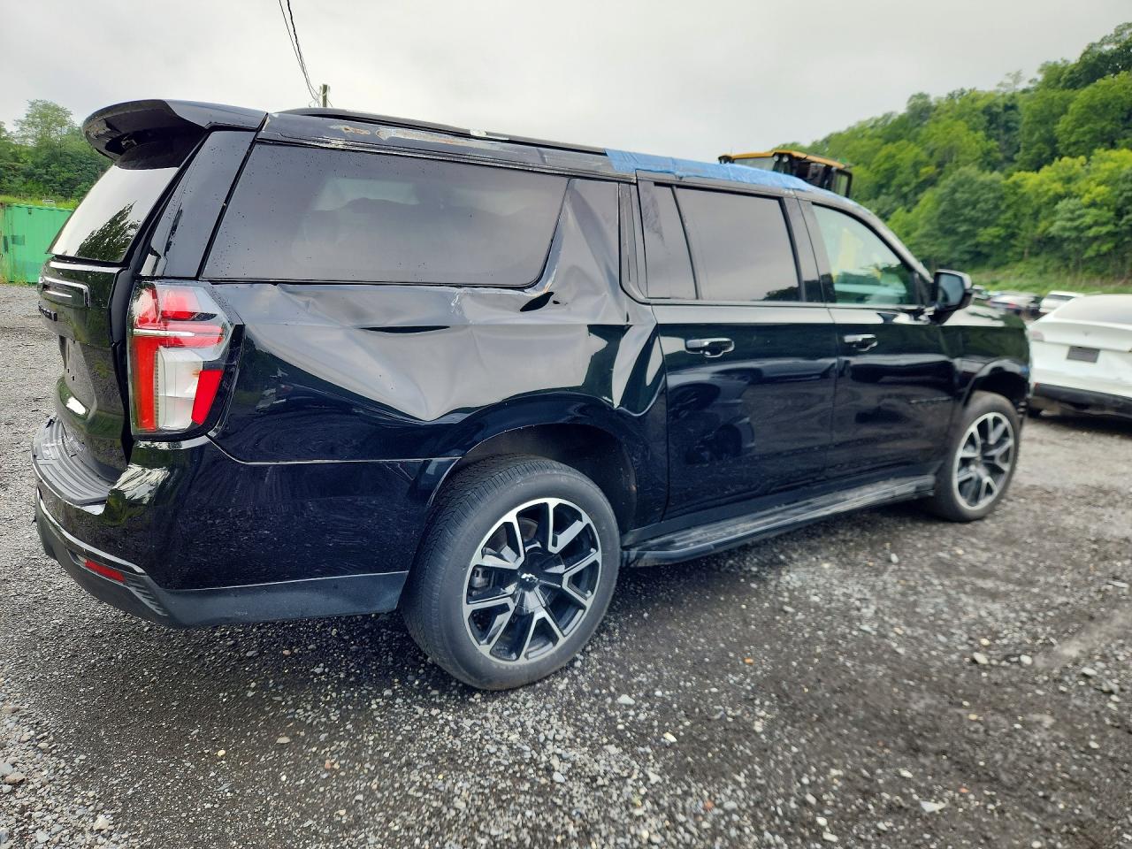 2023 CHEVROLET SUBURBAN K1500 RST — снимка 3