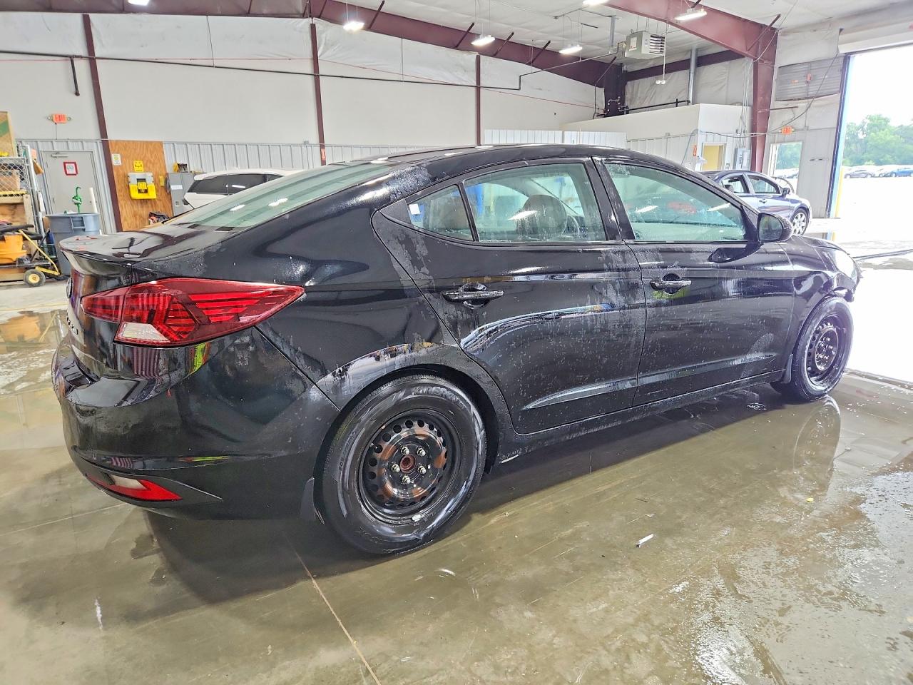 2019 HYUNDAI ELANTRA SE — снимка 3