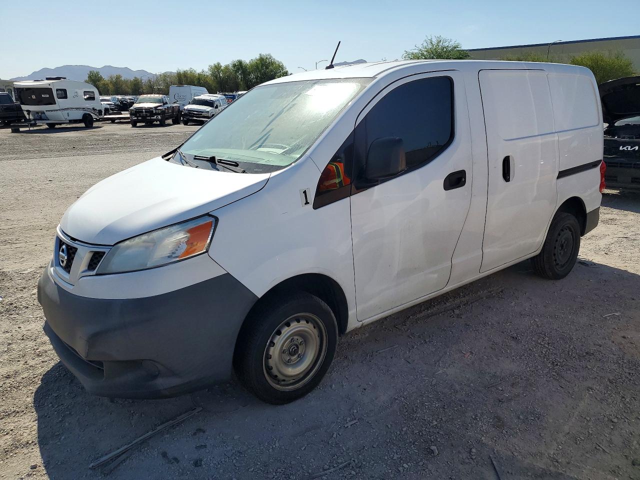 2015 NISSAN NV200 S