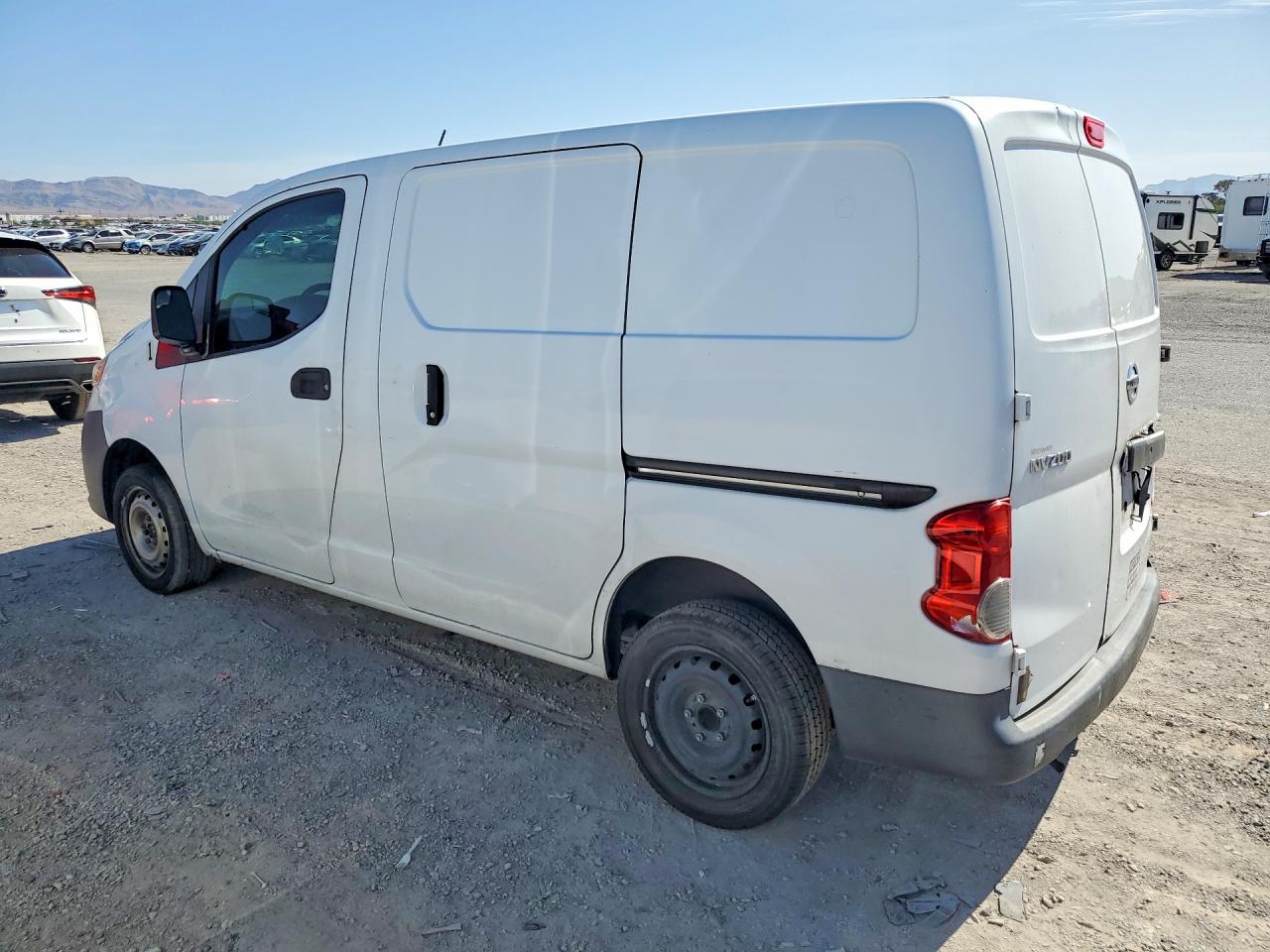 2015 NISSAN NV200 S — снимка 2