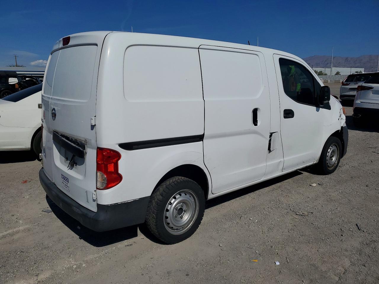 2015 NISSAN NV200 S — снимка 3