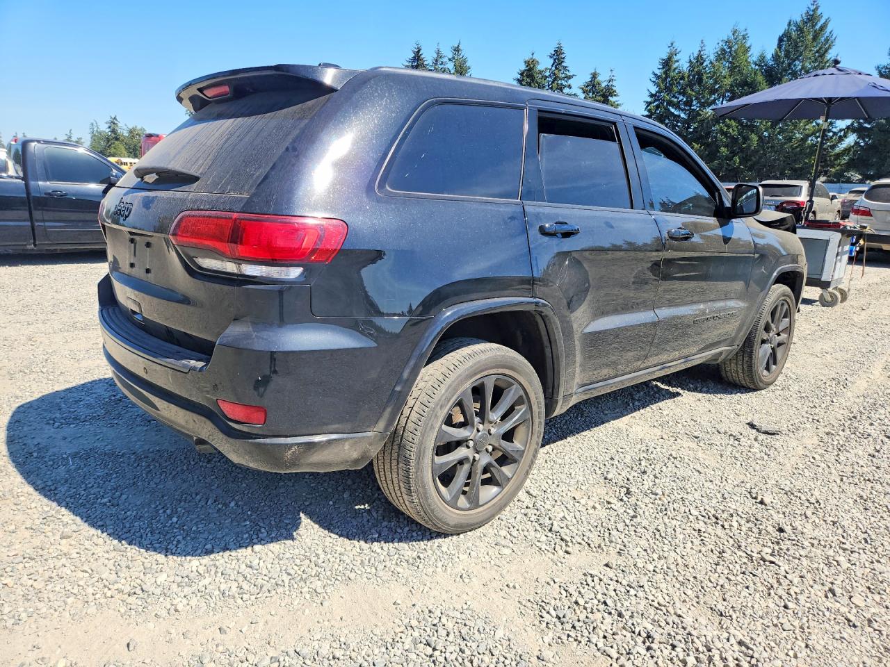 2021 JEEP GRAND CHEROKEE LAREDO — снимка 3