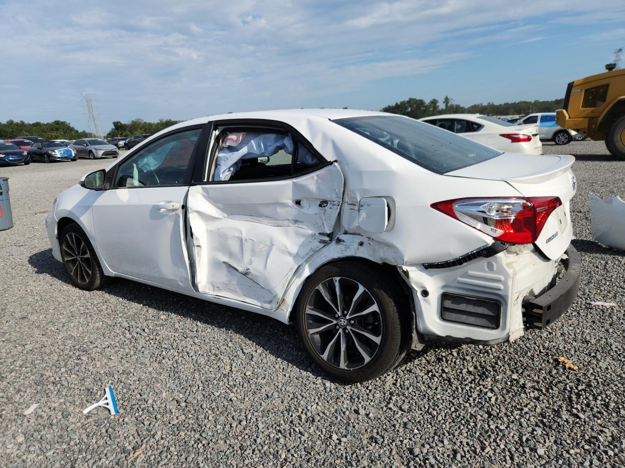 2017 TOYOTA COROLLA SE — снимка 2