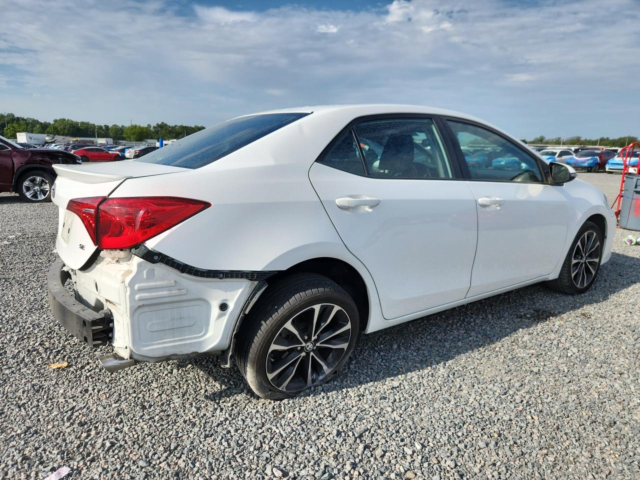 2017 TOYOTA COROLLA SE — снимка 3