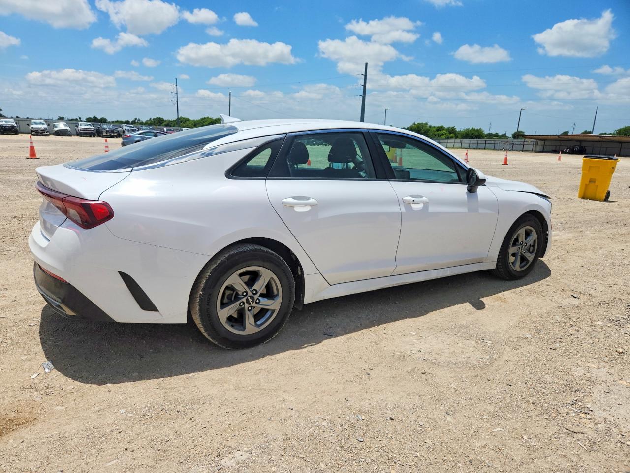 2022 KIA K5 LXS — снимка 3