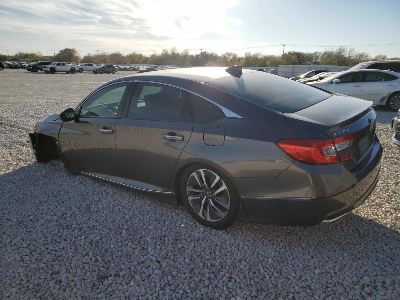 2018 HONDA ACCORD TOURING HYBRID — снимка 2