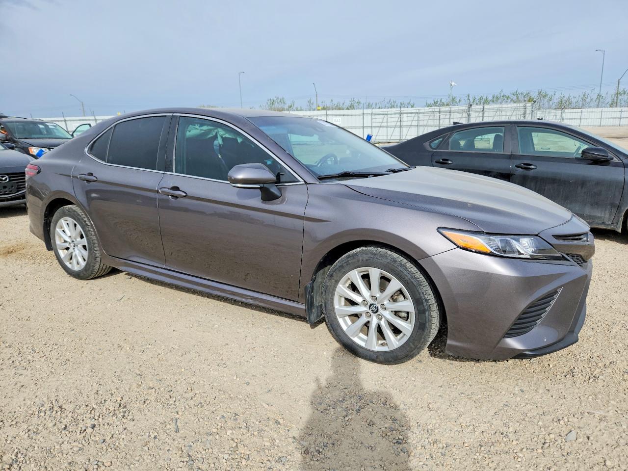 2019 TOYOTA CAMRY L — снимка 4