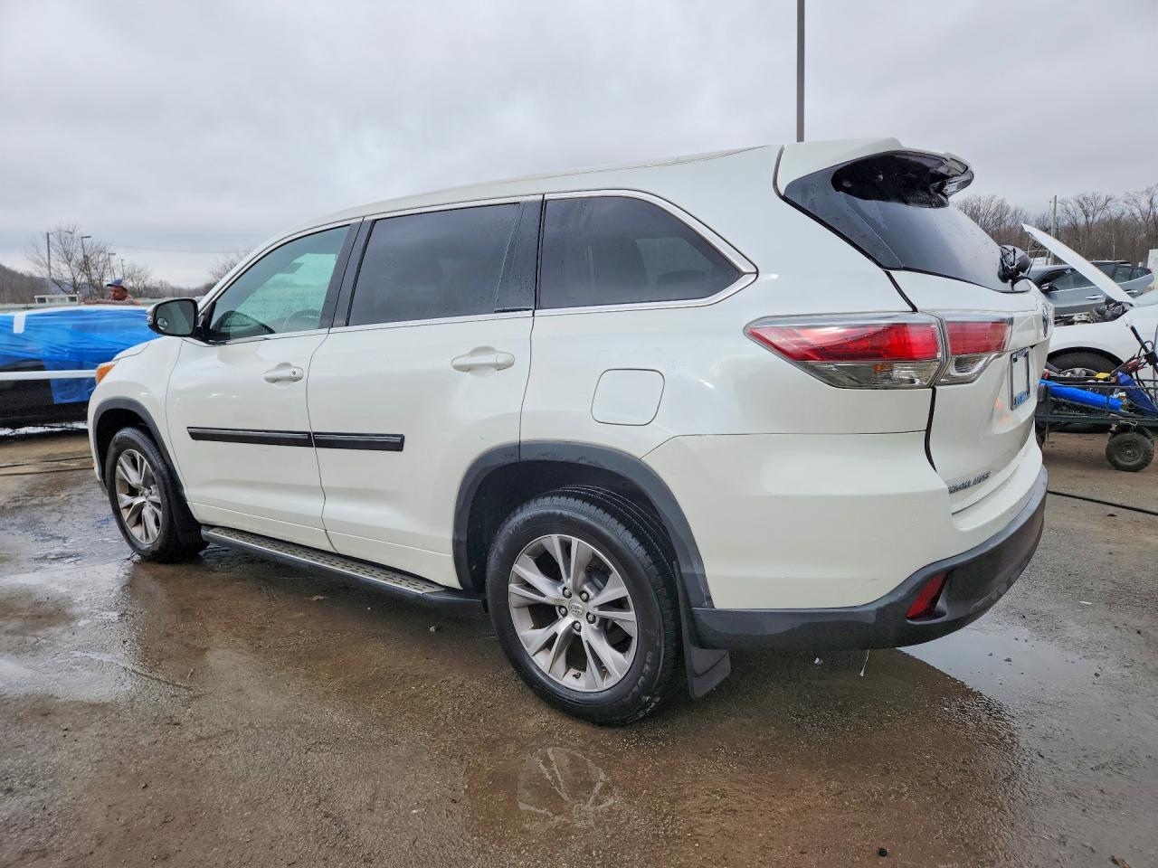 2015 TOYOTA HIGHLANDER XLE — снимка 2