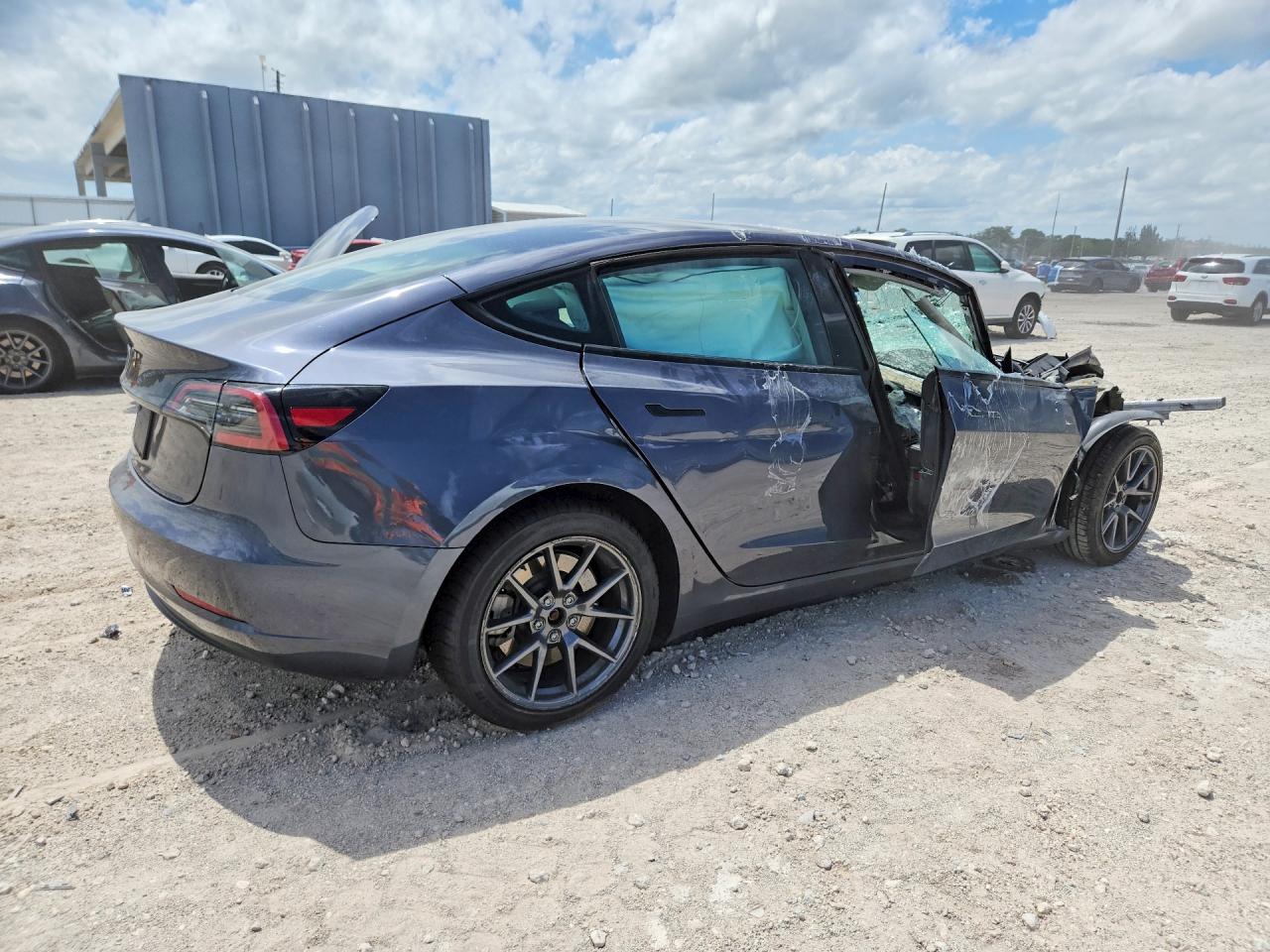 2023 TESLA MODEL 3 — снимка 3