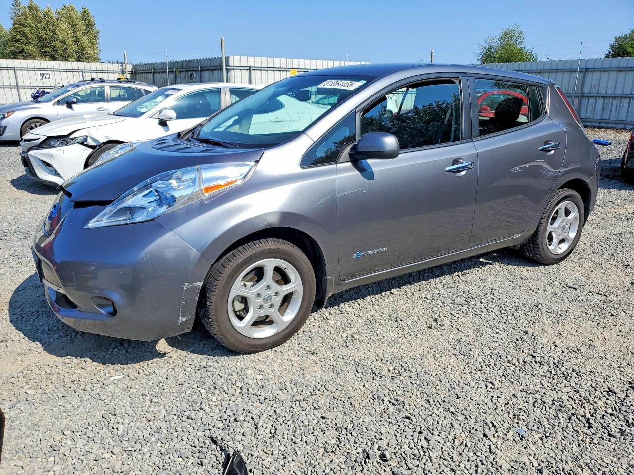 2015 NISSAN LEAF SV