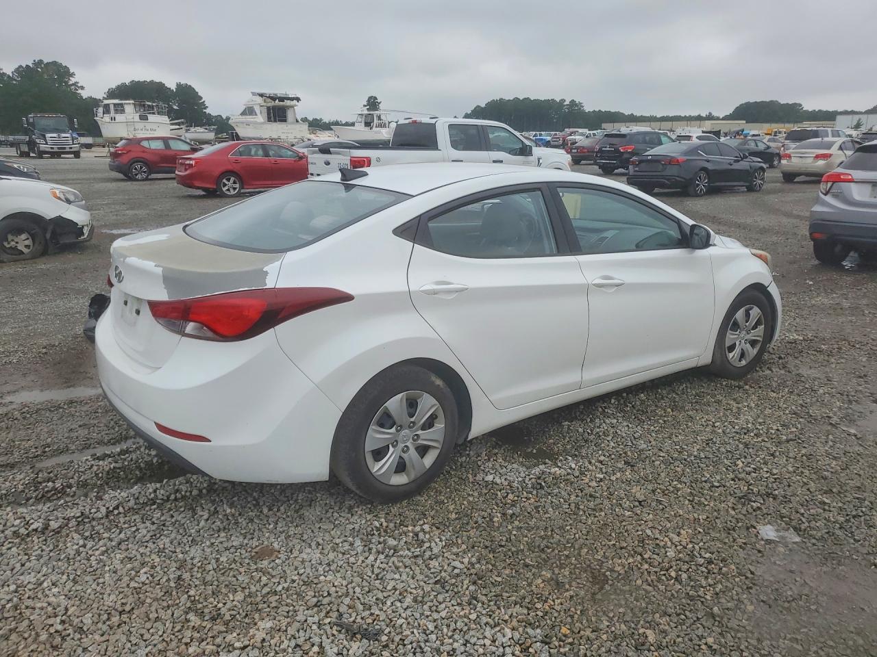 2016 HYUNDAI ELANTRA SE — снимка 3