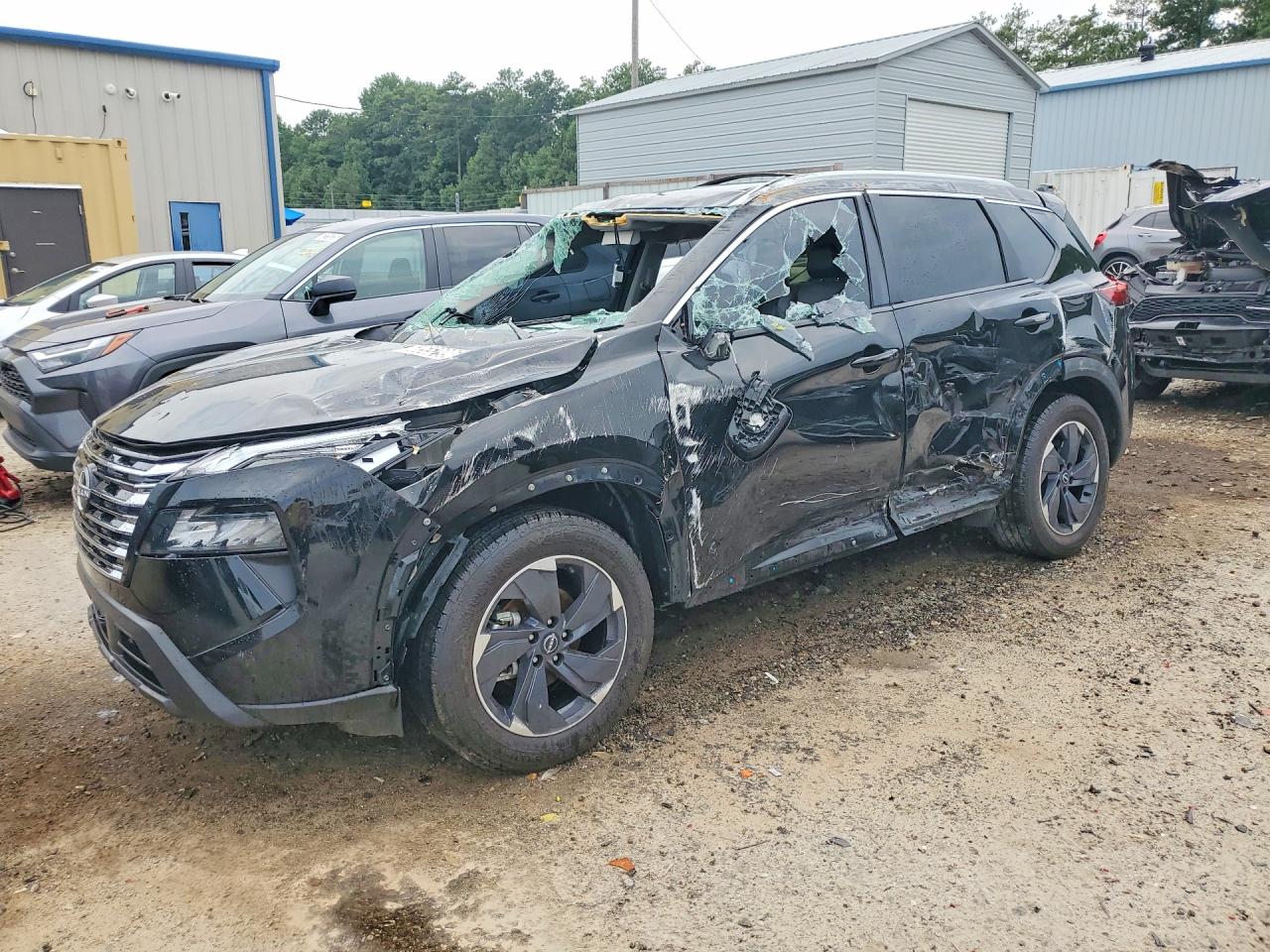 2025 NISSAN ROGUE SV
