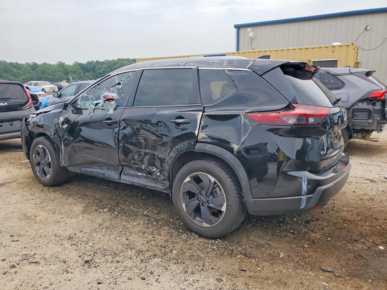 2025 NISSAN ROGUE SV — снимка 2