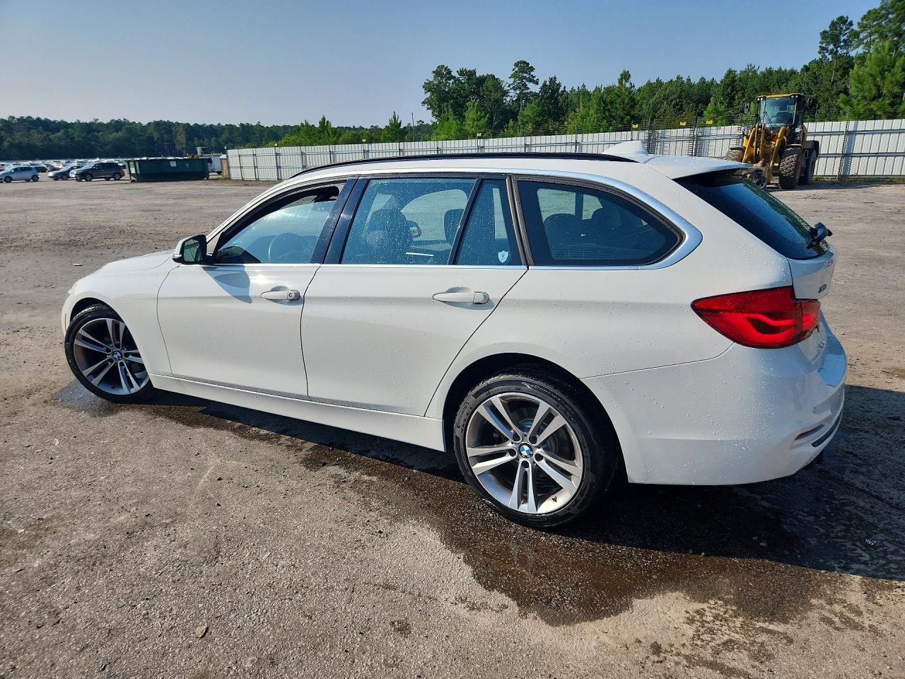 2017 BMW 330 XI — снимка 2