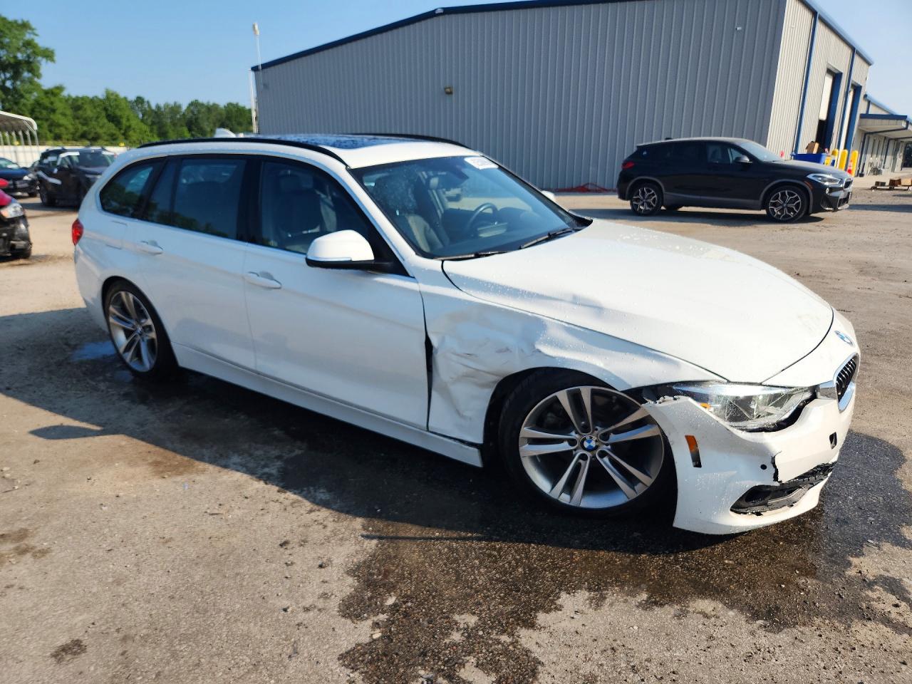 2017 BMW 330 XI — снимка 4