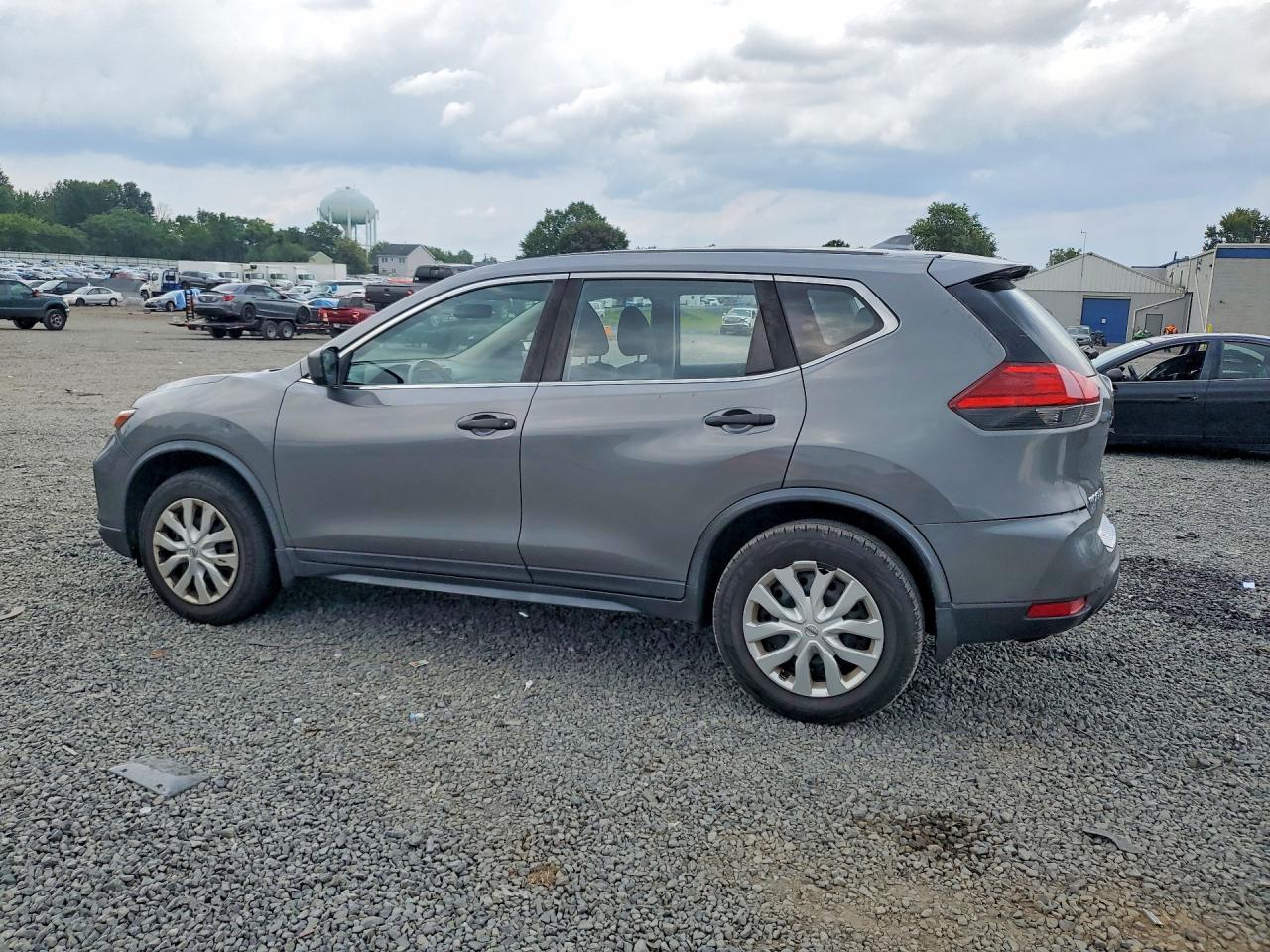 2017 NISSAN ROGUE S — снимка 2