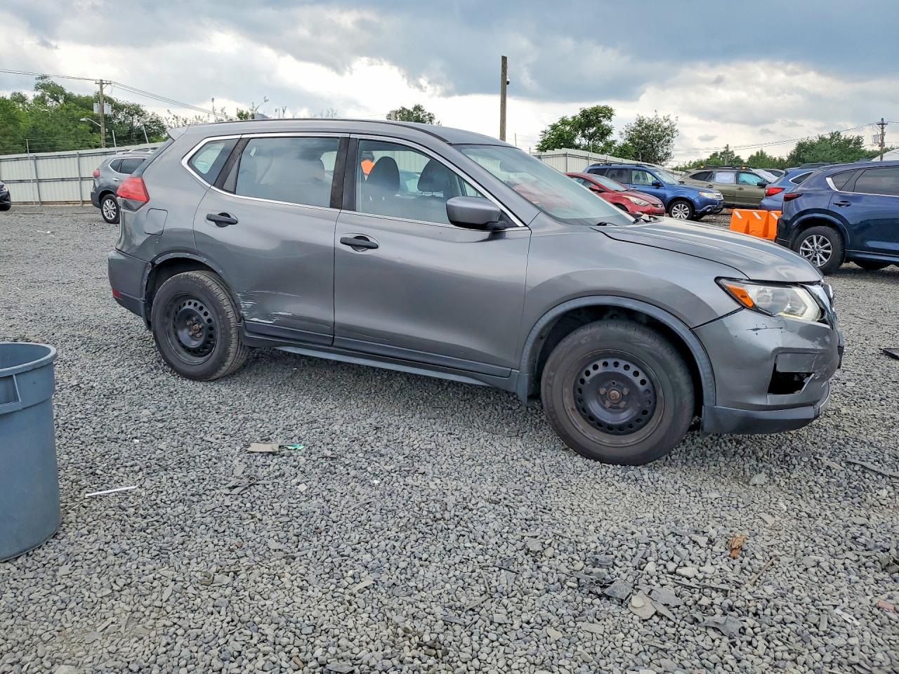 2017 NISSAN ROGUE S — снимка 4