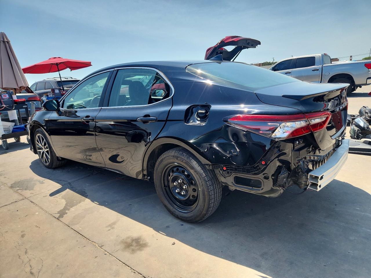 2024 TOYOTA CAMRY XLE — снимка 2