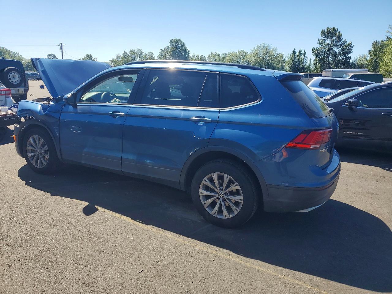2018 VOLKSWAGEN TIGUAN S — снимка 2