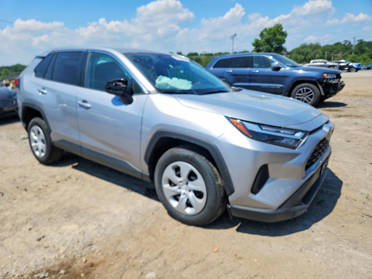 2024 TOYOTA RAV4 LE — снимка 4