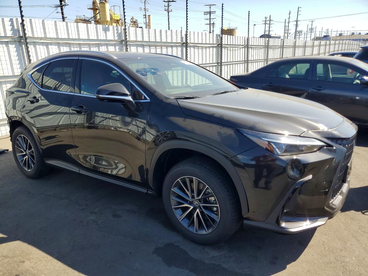 2026 LEXUS NX 350 PREMIUM — снимка 4