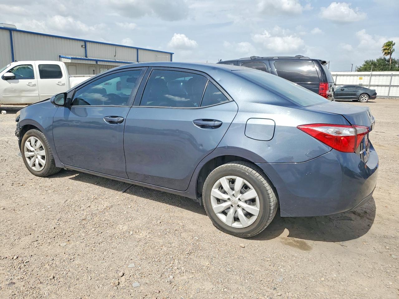 2016 TOYOTA COROLLA LE — снимка 2