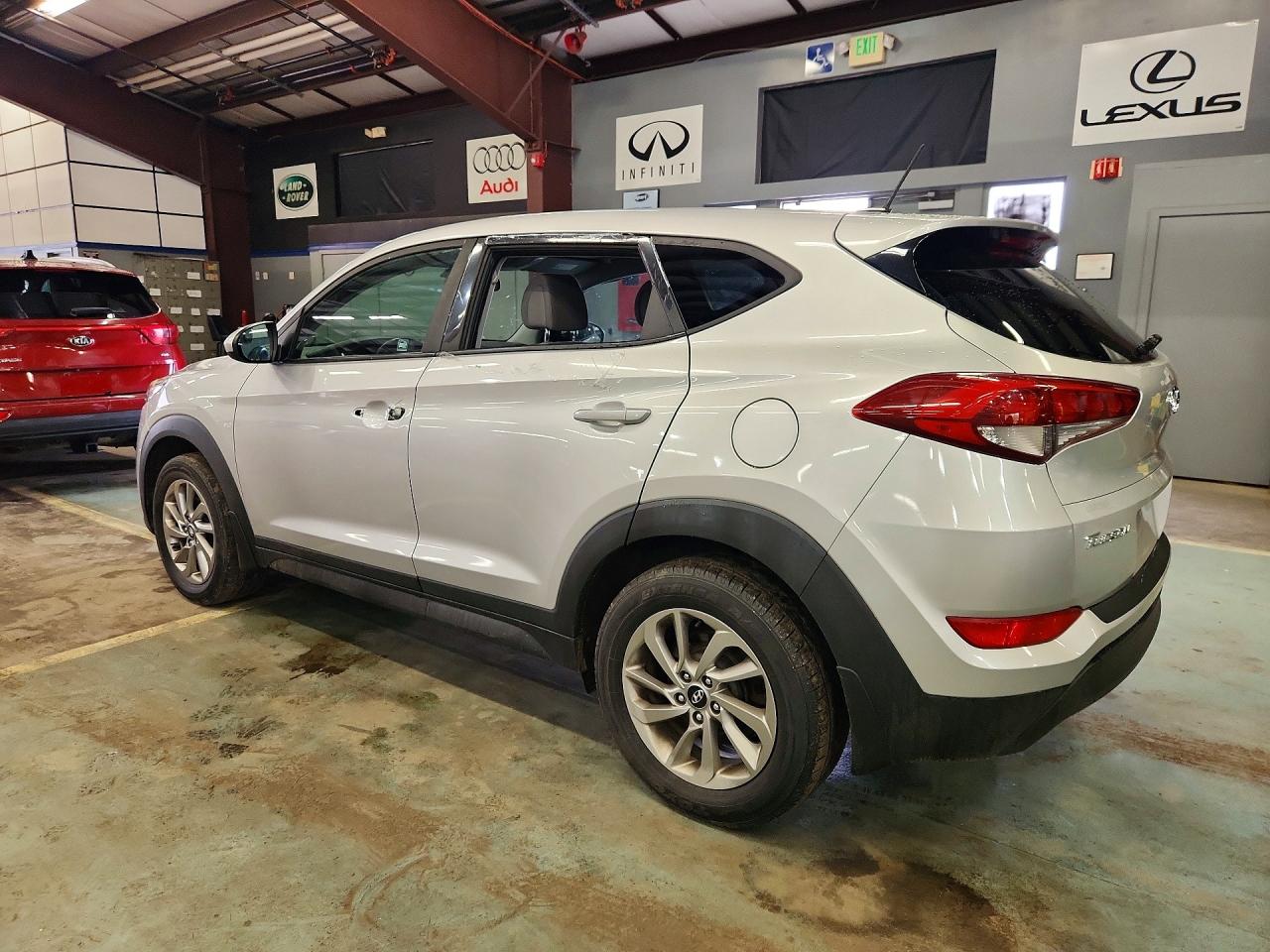 2016 HYUNDAI TUCSON SE — снимка 2