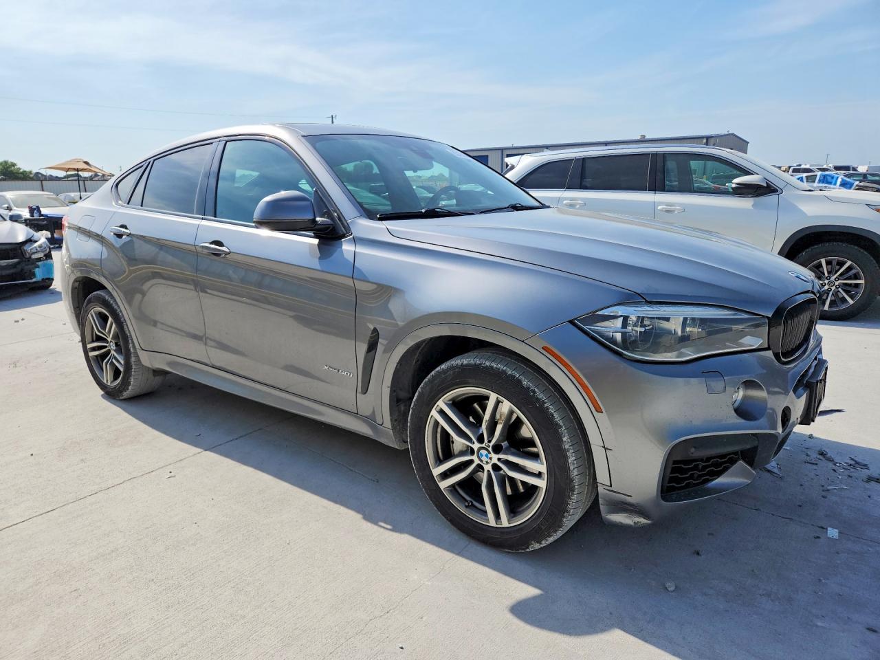 2016 BMW X6 XDRIVE50I — снимка 4