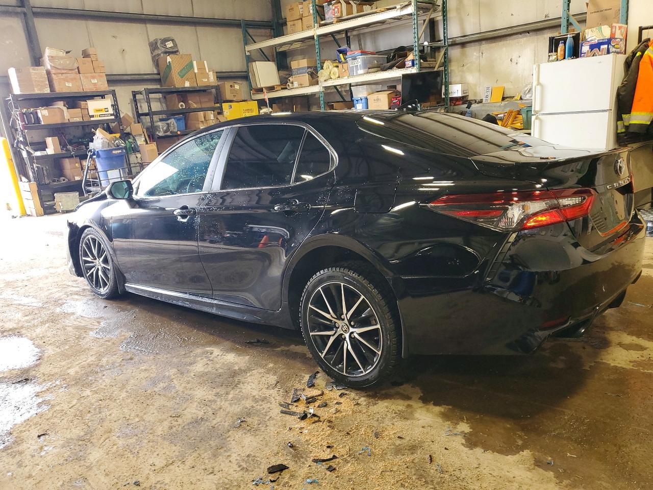 2024 TOYOTA CAMRY SE — снимка 2