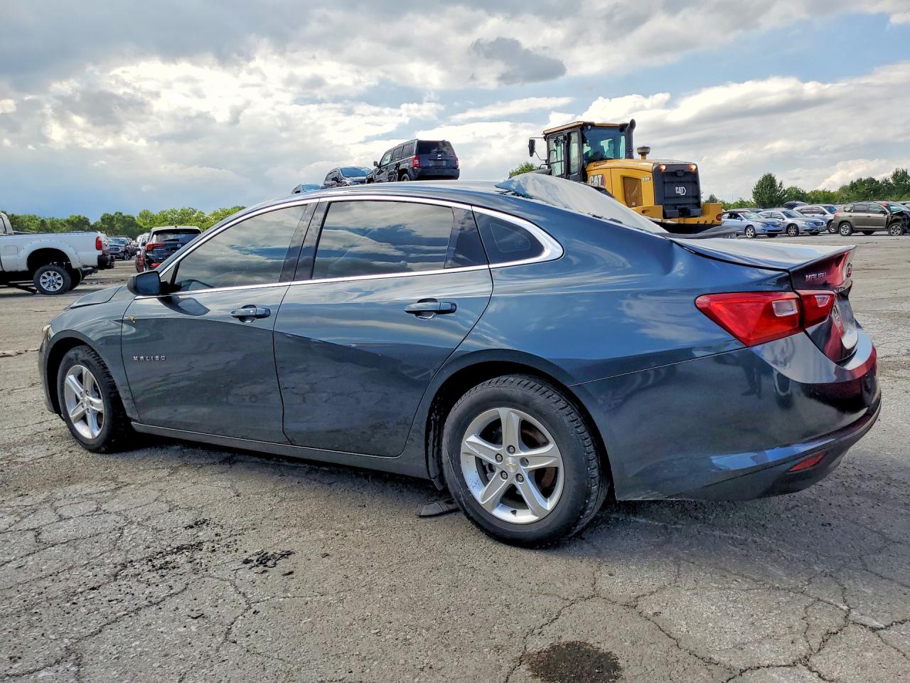 2019 CHEVROLET MALIBU LS — снимка 2