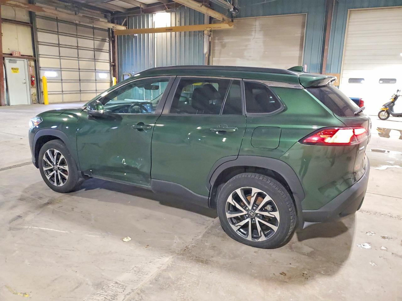 2022 TOYOTA COROLLA CROSS XLE — снимка 2