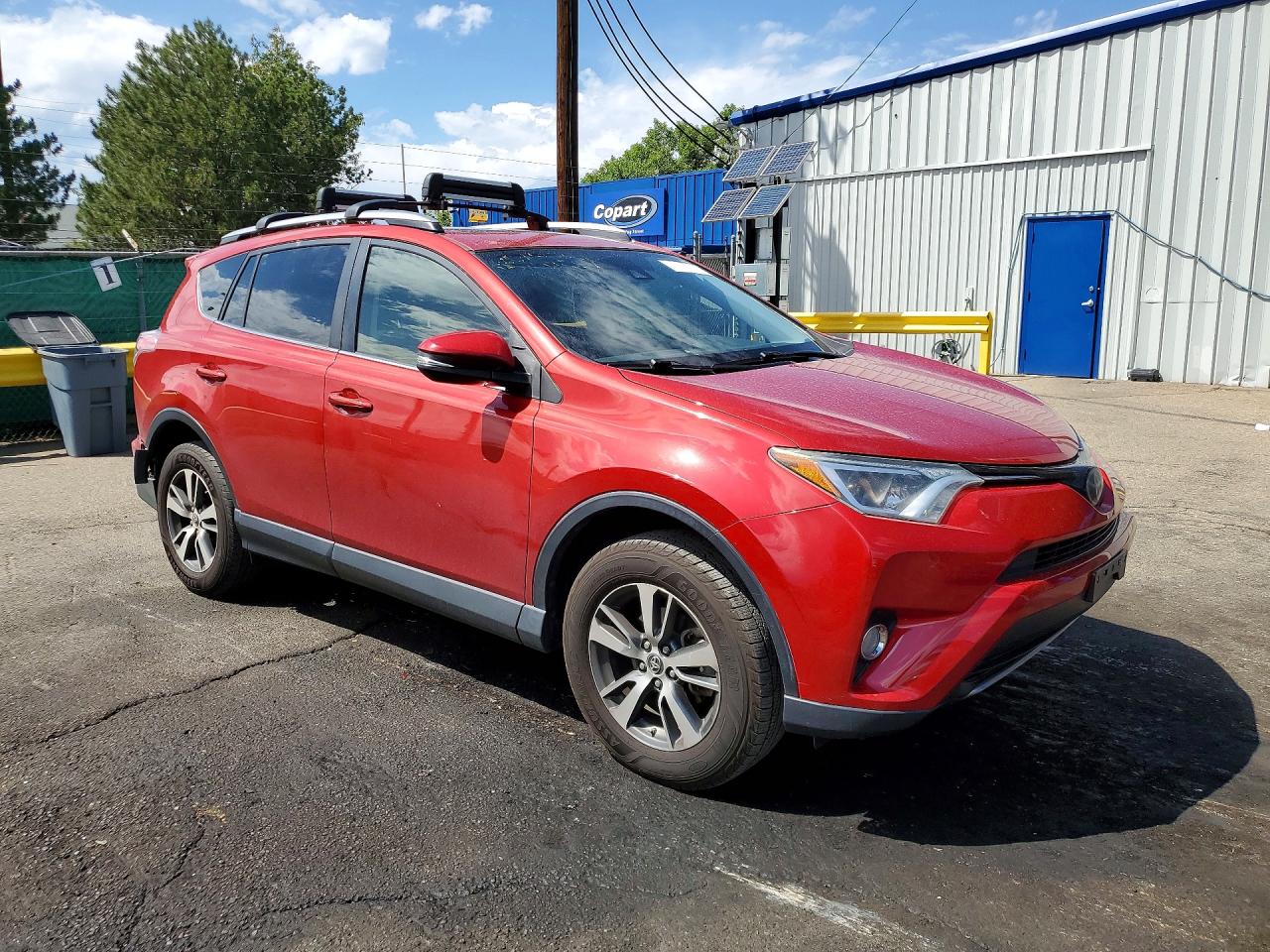 2017 TOYOTA RAV4 XLE — снимка 4