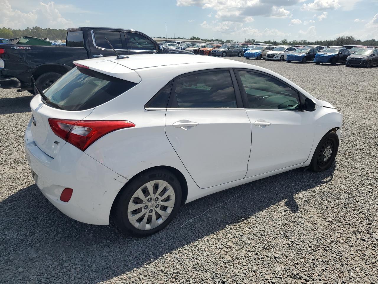2017 HYUNDAI ELANTRA GT BASE — снимка 3
