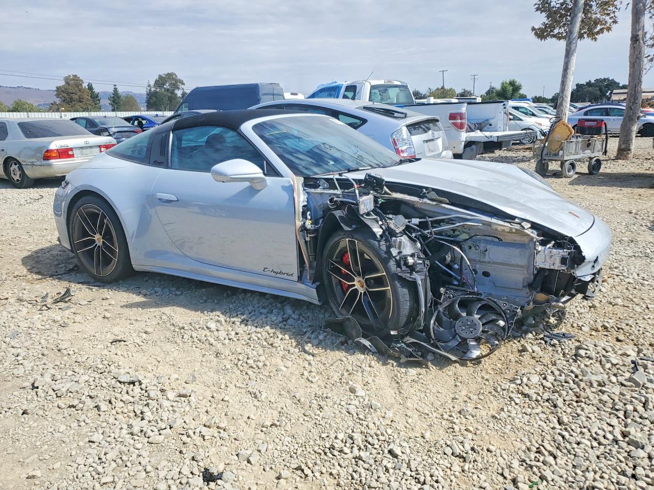 2025 PORSCHE 911 TARGA 4 GTS — снимка 4