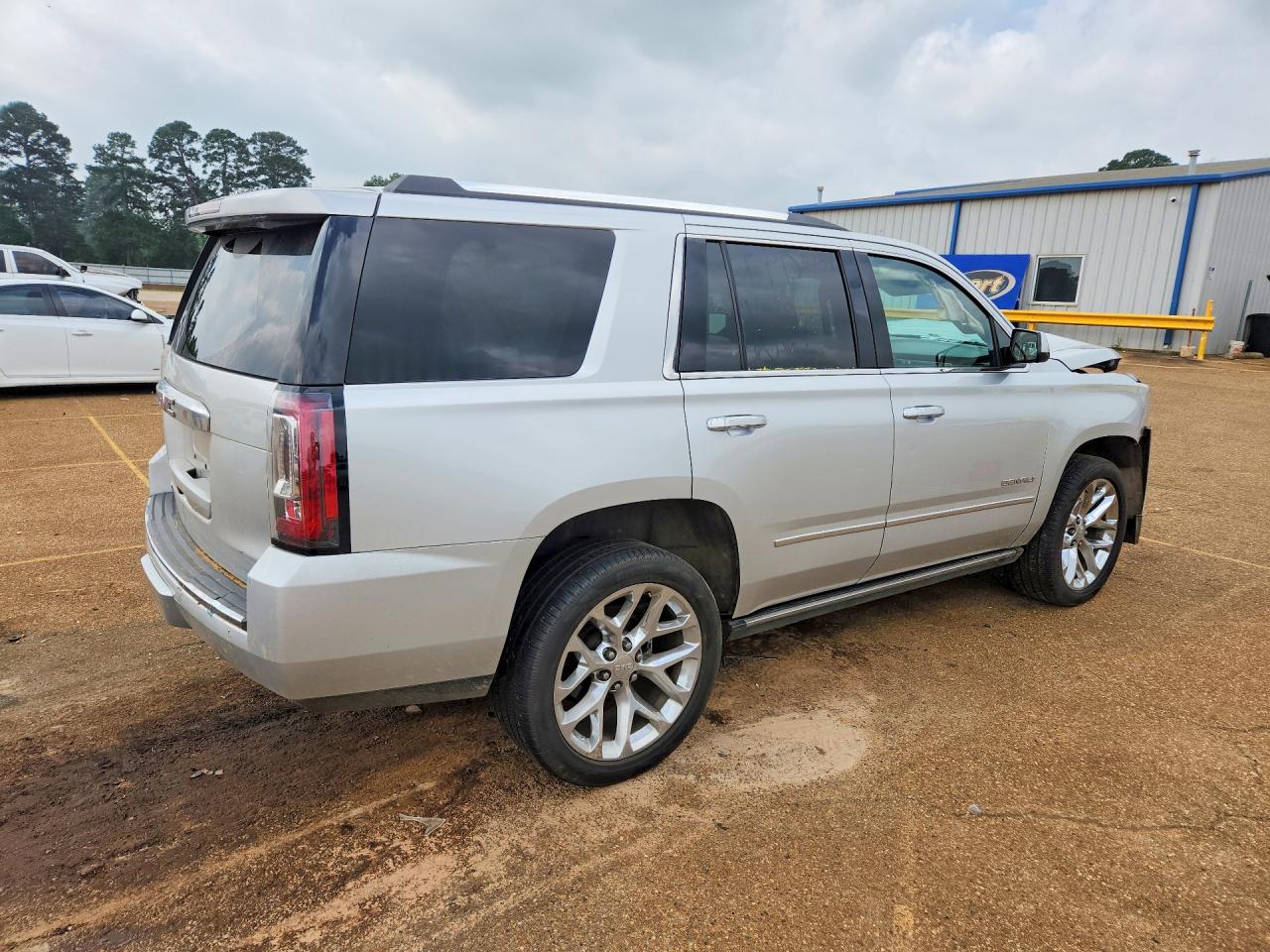 2019 GMC YUKON DENALI — снимка 3